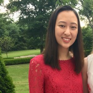 Meet your Posher, Leslie